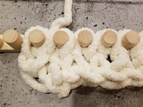 Chunky Blanket Loom™ | Easy Knitting for Beginners | Chunky blanket ...