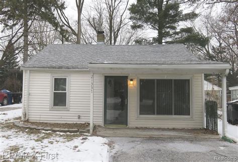 21337 Inkster Rd, Farmington Hills, MI 48336 | Homes.com