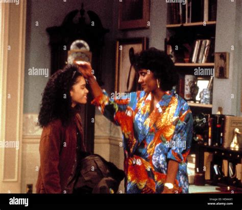 COSBY SHOW, Lisa Bonet, Phylicia Rashad, TV, 1984 - 1992, year 3 Stock ...