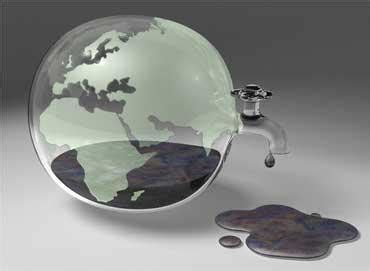 $5-bn unpaid bills: No Iran oil for Indian refineries! - Rediff.com ...
