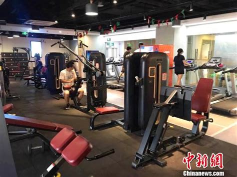 百元月费扫码开门 上海24小时健身房受青睐|健身房|健身|互联网_新浪新闻
