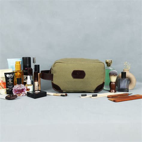 Berbanto Urban Voyager Toiletry Bag – Canvas & Leather Dopp Kit for Men ...