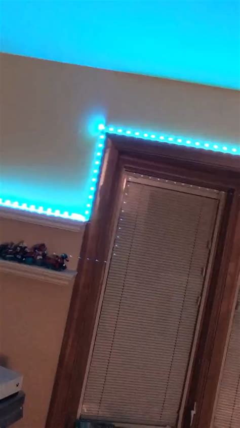 DIY LED Strip Light Fixture 的图像结果