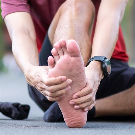 Glove and Stocking Neuropathy Differential: Causes & Management