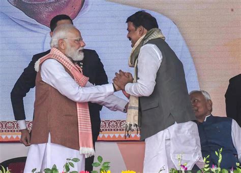 Lone Muslim face in Nitish cabinet rekindles representation debate