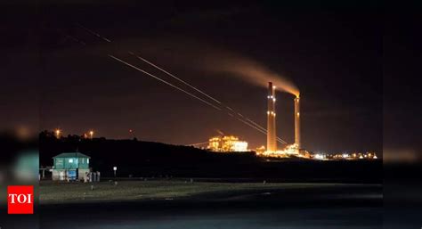 Joe Biden calls for 'de-escalation' as Israel and Gaza trade fire ...