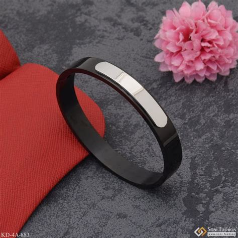 Heart Beautiful Design Premium-Grade Quality Black Color Kada for Men ...