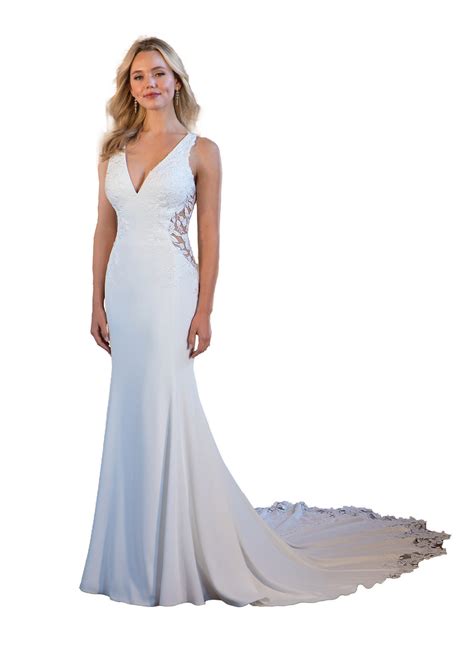 These Bridal Gowns Stun for Every Season in the Hudson Valley