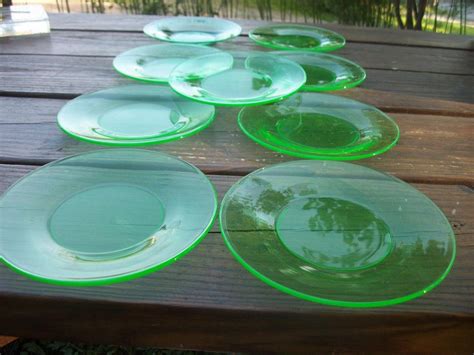 11 Piece Vintage Vaseline Uranium Glass Green Depression Plates 9 (6 ...