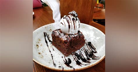 Here's Where You'll Get The Best Brownies In Town! | LBB