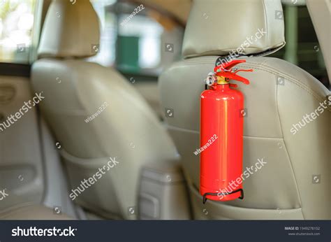 13,686 Fire Extinguishers Car Images, Stock Photos & Vectors | Shutterstock