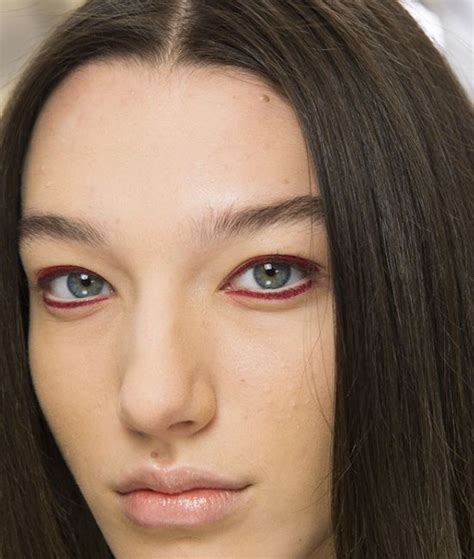 15 New Eyeliner Styles To Help You Upgrade From Your Basic Winged Eye ...