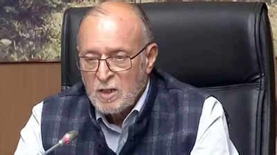 Let us keep shops open till 9.30pm: Delhi traders to LG Anil Baijal ...
