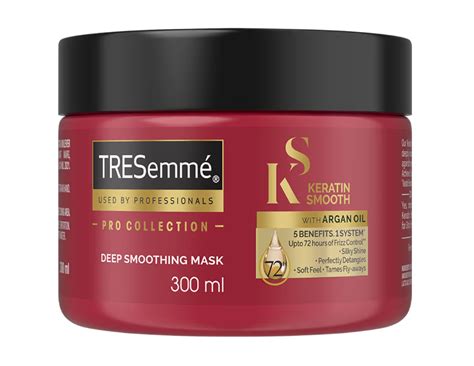 How to use a hair mask, according to your hair type | Vogue India