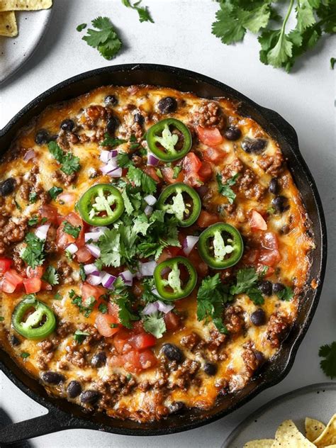 The Best 30-Minute Cheesy Taco Dip with Seasoned Ground Beef | Cocina ...