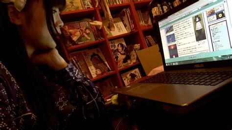 Mai Chan's Daily Life Manga: Dive Into The Everyday Adventures Of A ...