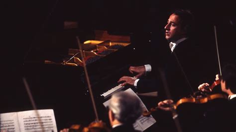 Watch: Pollini plays Beethoven: Piano Concerto No. 5