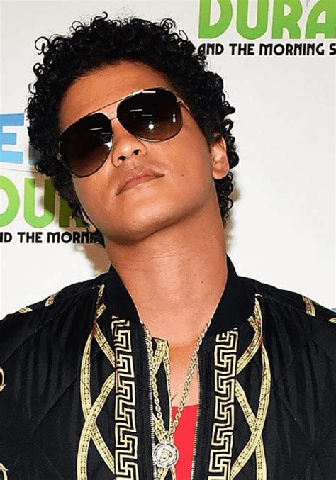 Bruno Mars Ethnicity Explained | His Filipino, Puerto Rican & Jewish Roots