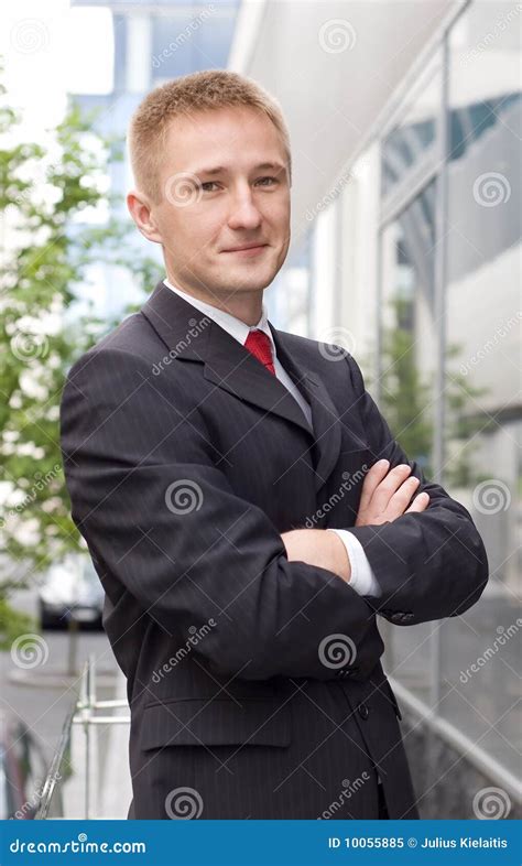 Business Man Full Body 的图像结果