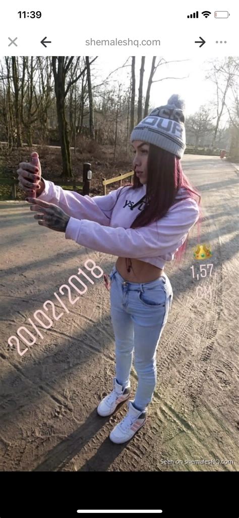 Sara Salazar | Scrolller