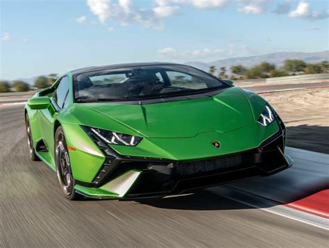 Produccíon de plantillas para proteger carrocería y habitáculo de un ...