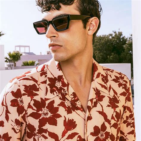 Red Floral Print Short Sleeve Cuban Shirt & Phix