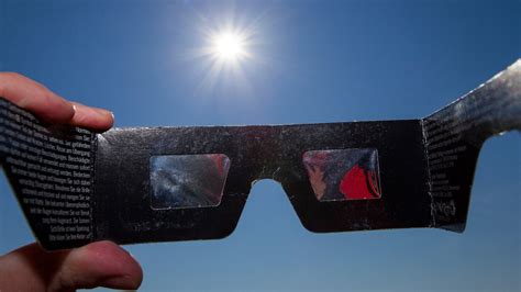 Here's where to find solar eclipse glasses in the Memphis area ...