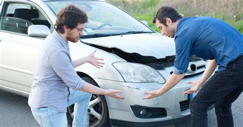 Liability Auto Insurance vs Full Coverage 的图像结果