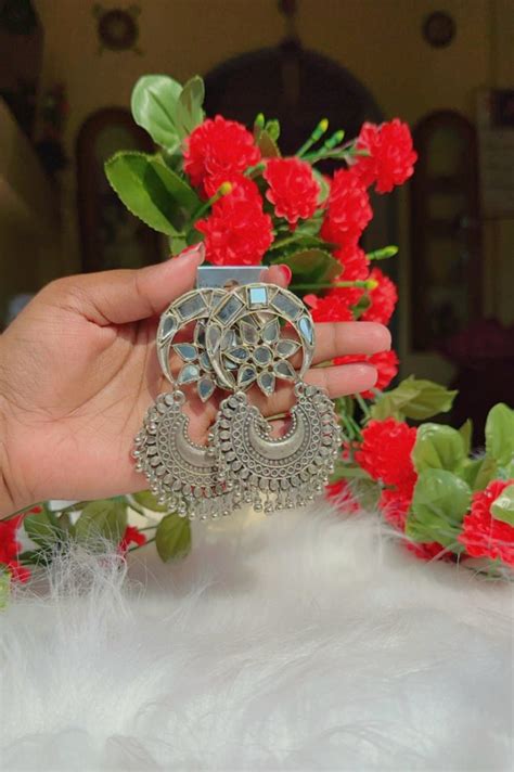 Timeless Shine Jhumka – The Elite Gallery - by Viexta