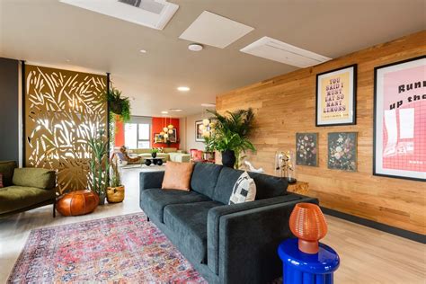 Queen's University Belfast (QUB): Reviews, Acceptance Rate, Ratings ...