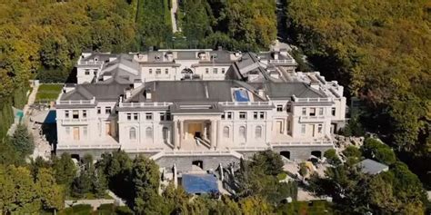 Palais Poutine Russie 的图像结果