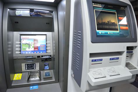 ATM机最多可以存多少钱_百度知道
