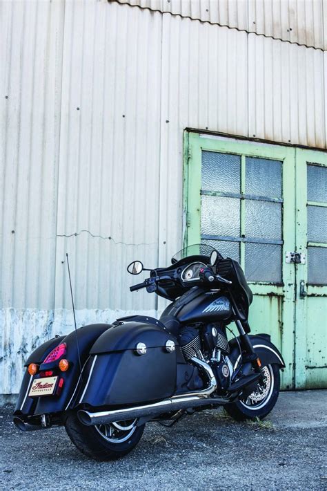 Indian Motorcycles unveils the Chieftain Dark Horse - Overdrive