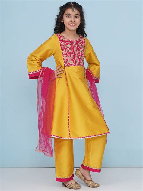 Bitiya by Bhama Girls Yellow Angrakha Kurta with Trousers