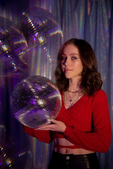 Kacey Fifield 'Between the Lines' Album Interview
