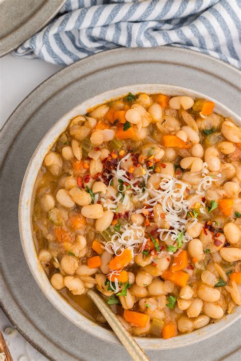 Vegetarian Navy Bean Soup Recipe (with Dried Beans)