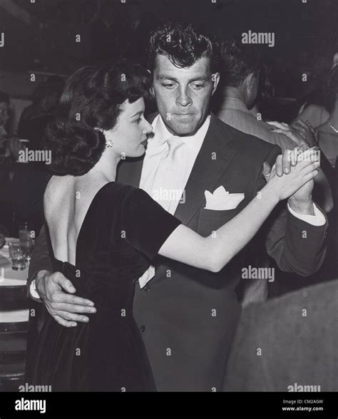 DALE ROBERTSON with wife.Supplied by Photos, inc.(Credit Image ...