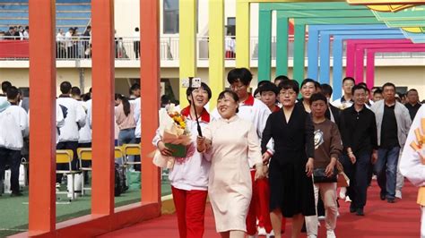 甘肃省兰州第一中学 - 今天我们毕业了！ | 兰州一中2019届高三毕业典礼暨十八岁成人礼活动