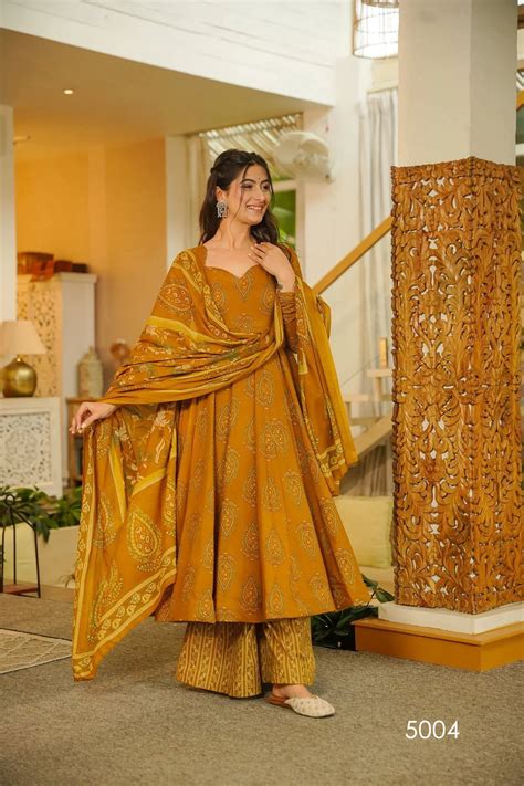Vyoma Vol 5 Muslin Digital Printed Top Bottom And Dupatta Festival Wear ...