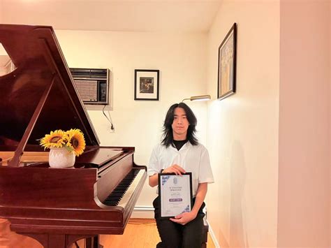 Shoreham-Wading River senior wins international piano competition ...