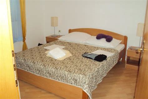 VILLA NARANDA (Baska, Krk Island) - Apartment Reviews & Photos ...