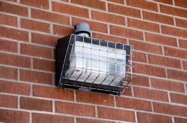 How to Light an Exterior Gas Lamp | Hunker