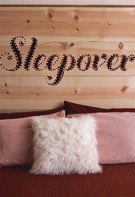 Unusual DIY Headboards 的图像结果