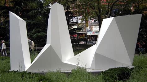 Sol LeWitt. Structures, 1965-2007 | Meer