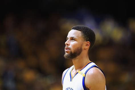 Too Pretty to Play? Stephen Curry and the Light-Skinned Black Athlete ...