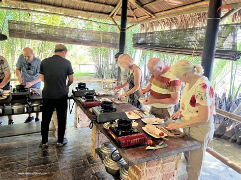 Da Nang Vietnam Local People 的图像结果