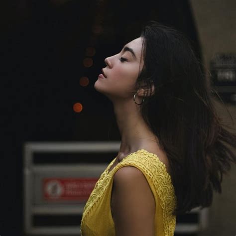 Dazzle Your 2021 With These Trendy Hair Bangs