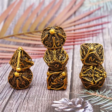 Buy Metal dice Set D&D, Hollow Polyhedron DND 7-Piece Dungeons and ...