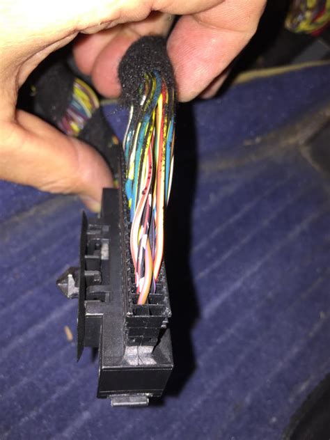 2010 Mini Cooper S CAS Module Pin 50 的图像结果