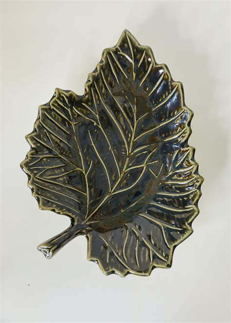 Get Brown Maple Leaf Platter at ₹ 1299 | LBB Shop